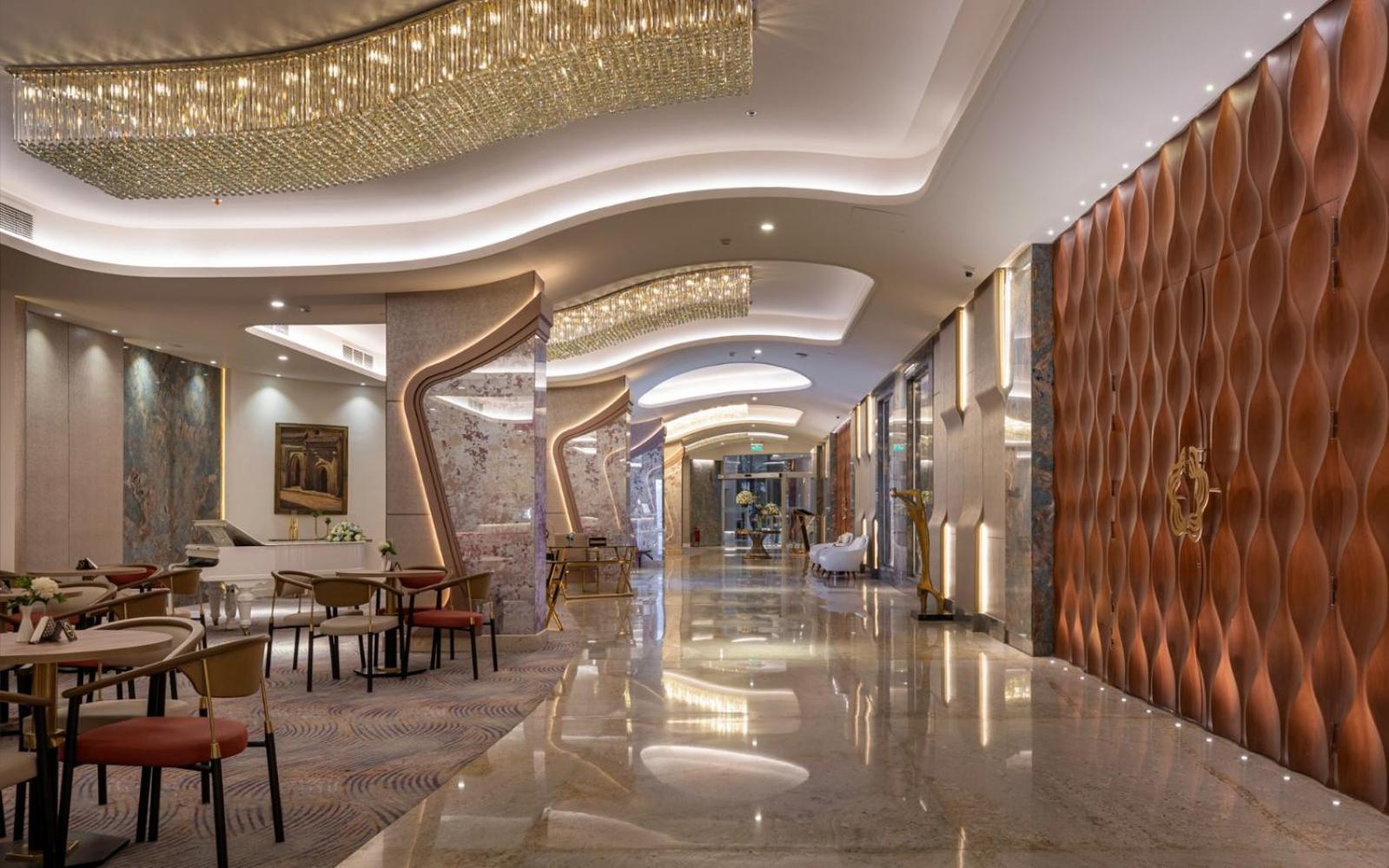 Mirage Hotel & Conference Center Alexandria Exterior foto The lobby of the hotel